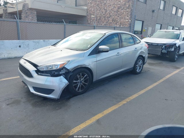 Ford FOCUS SE 2017 1FADP3F29HL300157 Image 2