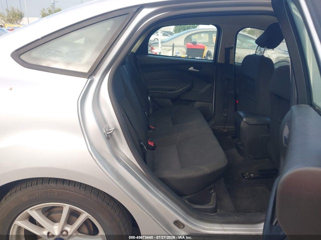 Ford FOCUS SE 2017 1FADP3F29HL300157 Image 8