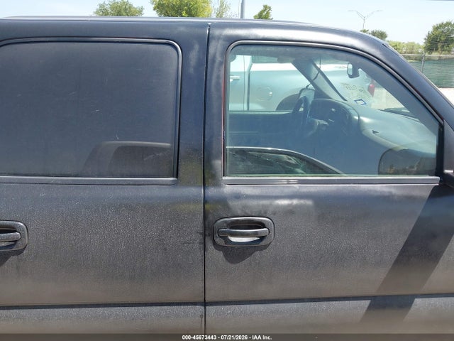 45673443 :رقم المزاد ، 2GTEC13T751233300 vin ، 2005 Gmc Sierra 1500 Sle مزاد بيع
