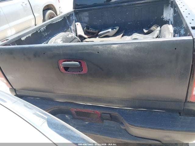 45673443 :رقم المزاد ، 2GTEC13T751233300 vin ، 2005 Gmc Sierra 1500 Sle مزاد بيع
