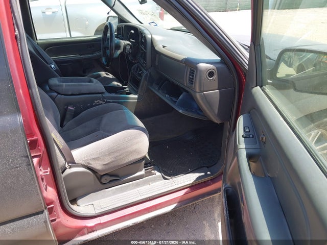 45673443 :رقم المزاد ، 2GTEC13T751233300 vin ، 2005 Gmc Sierra 1500 Sle مزاد بيع