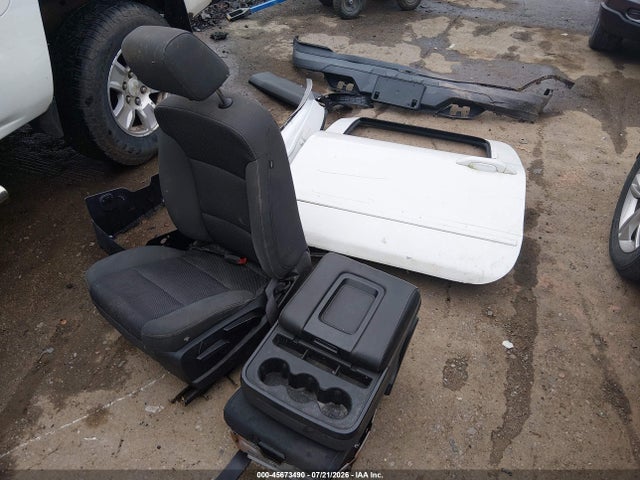 45673490 :رقم المزاد ، 3GCUKREC3GG185363 vin ، 2016 Chevrolet Silverado 1500 Lt مزاد بيع