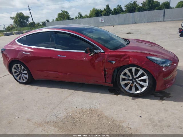 Продажа на аукционе авто 2018 Tesla Model 3 Long Range/mid Range, vin: 5YJ3E1EA3JF163685, номер лота: 45673527