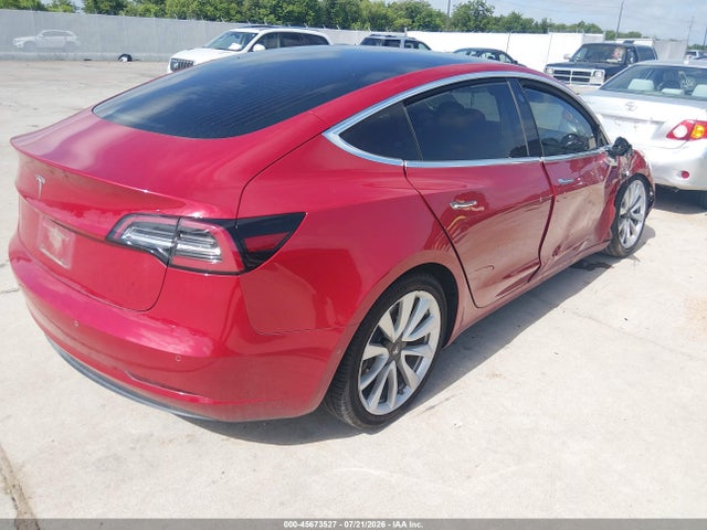 Продажа на аукционе авто 2018 Tesla Model 3 Long Range/mid Range, vin: 5YJ3E1EA3JF163685, номер лота: 45673527