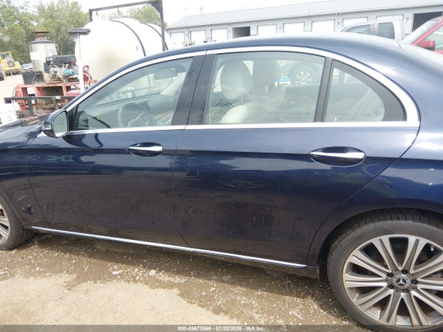 2019 Mercedes-benz E 300 4matic მანქანა იყიდება აუქციონზე, vin: WDDZF4KB0KA629210, აუქციონის ნომერი: 45673566