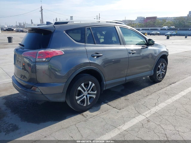 JTMZFREV8HJ103932 Toyota RAV4 LE