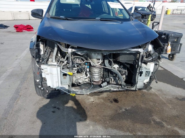 JTMZFREV8HJ103932 Toyota RAV4 LE