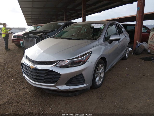 Chevrolet CRUZE LT 2019 3G1BE6SM0KS525318 Image 2