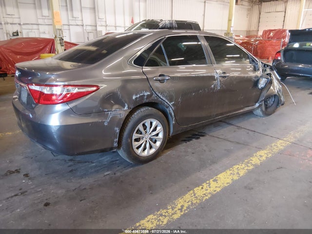 Toyota CAMRY LE 2015 4T4BF1FKXFR471338 Image 4