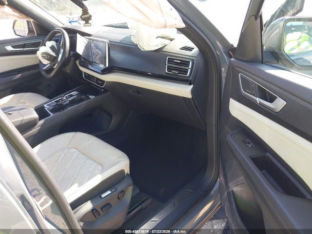 2025 Volkswagen Atlas Cross Sport 2.0t Sel Premium R-line მანქანა იყიდება აუქციონზე, vin: 1V2FE2CA1SC202423, აუქციონის ნომერი: 45673618