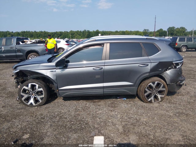 45673652 :رقم المزاد ، 3VV2X7B27NM065638 vin ، 2022 Volkswagen Taos 1.5t Sel مزاد بيع