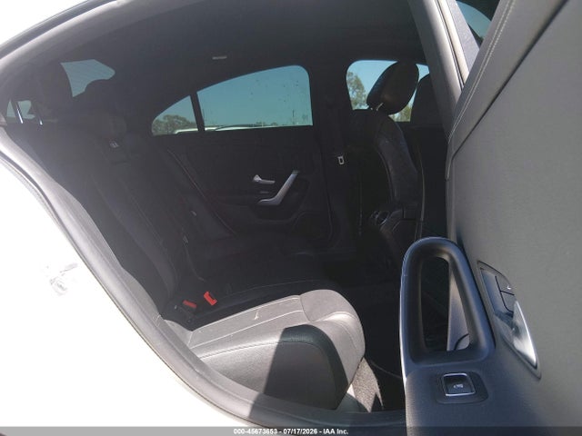 45673653 :رقم المزاد ، W1K5J4GB6PN397976 vin ، 2023 Mercedes-benz Cla 250 Coupe مزاد بيع