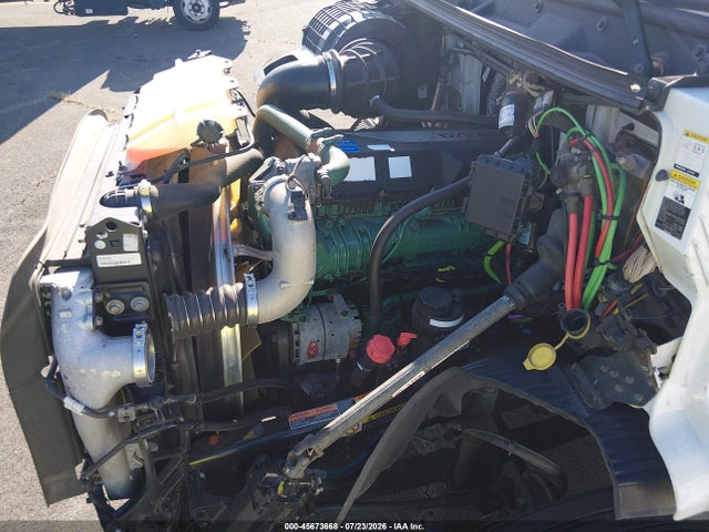 45673668 :رقم المزاد ، 4V4WC9EH8LN262185 vin ، 2020 Volvo Vnr مزاد بيع
