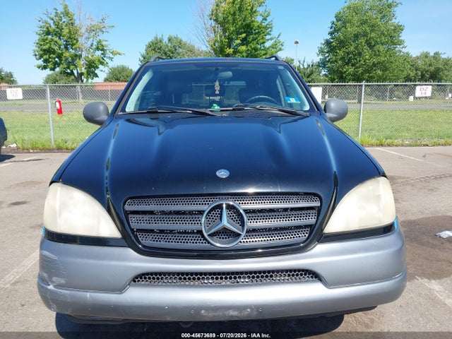 45673689 :رقم المزاد ، 4JGAB54E7XA087915 vin ، 1999 Mercedes-benz Ml 320 مزاد بيع