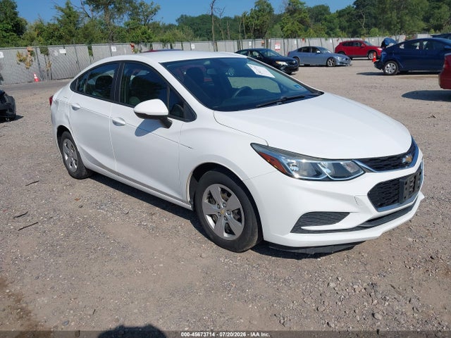 45673714 :رقم المزاد ، 1G1BC5SM1J7209441 vin ، 2018 Chevrolet Cruze Ls Auto مزاد بيع