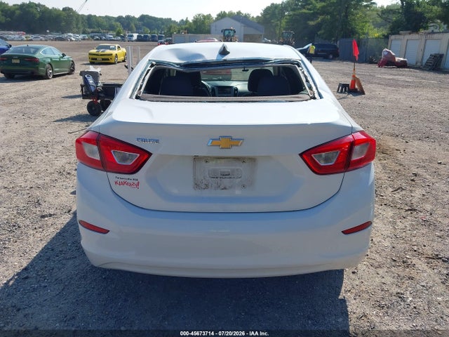 45673714 :رقم المزاد ، 1G1BC5SM1J7209441 vin ، 2018 Chevrolet Cruze Ls Auto مزاد بيع