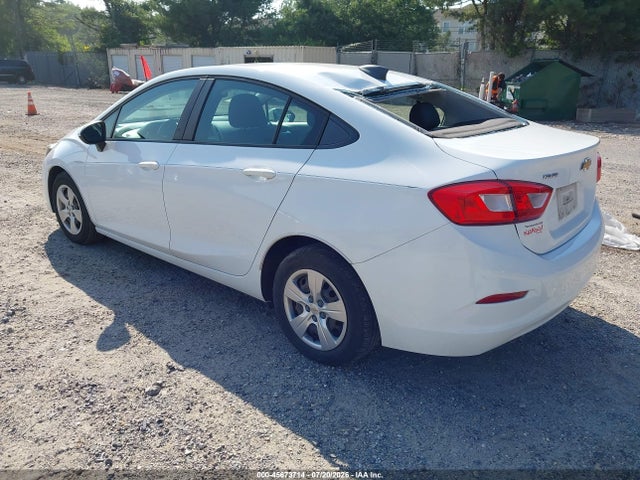 45673714 :رقم المزاد ، 1G1BC5SM1J7209441 vin ، 2018 Chevrolet Cruze Ls Auto مزاد بيع