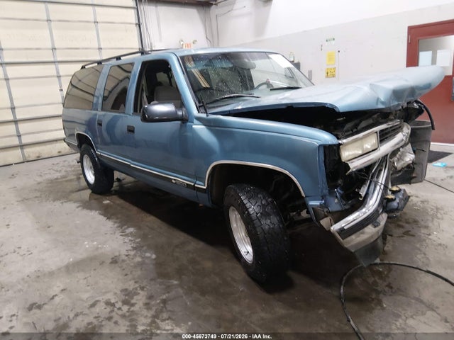 45673749 :رقم المزاد ، 3GNFK16R5TG123459 vin ، 1996 Chevrolet Suburban K1500 مزاد بيع