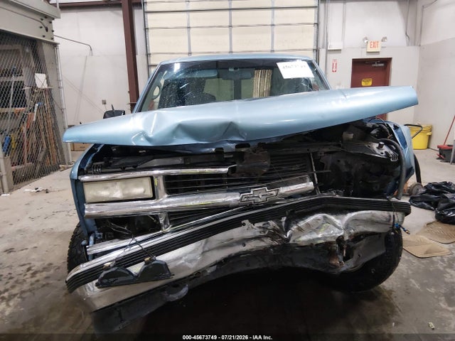 45673749 :رقم المزاد ، 3GNFK16R5TG123459 vin ، 1996 Chevrolet Suburban K1500 مزاد بيع