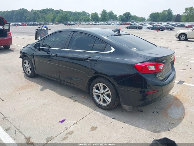 Chevrolet Cruze Lt Auto 2018 1G1BE5SM2J7246296 Image 3
