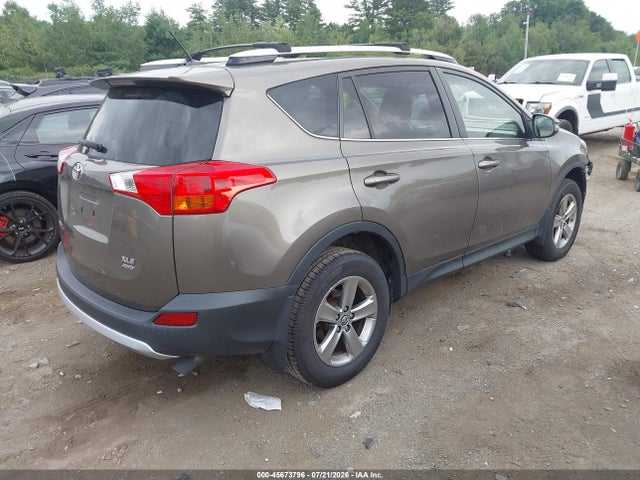 Toyota Rav4 Xle 2015 JTMRFREV9FD157185 Image 4