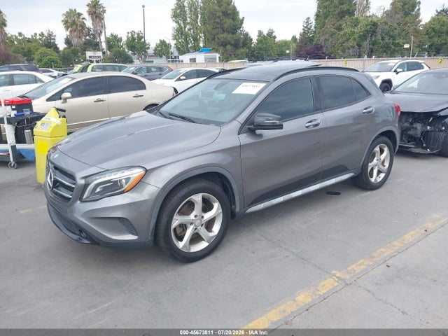 45673811 :رقم المزاد ، WDCTG4EB7HJ285984 vin ، 2017 Mercedes-benz Gla 250 مزاد بيع