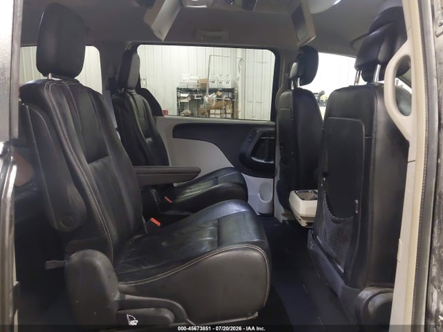 45673851 :رقم المزاد ، 2C4RC1BG8GR292883 vin ، 2016 Chrysler Town & Country Touring مزاد بيع