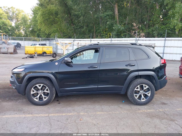 45673866 :رقم المزاد ، 1C4PJMBS8FW520468 vin ، 2015 Jeep Cherokee Trailhawk مزاد بيع