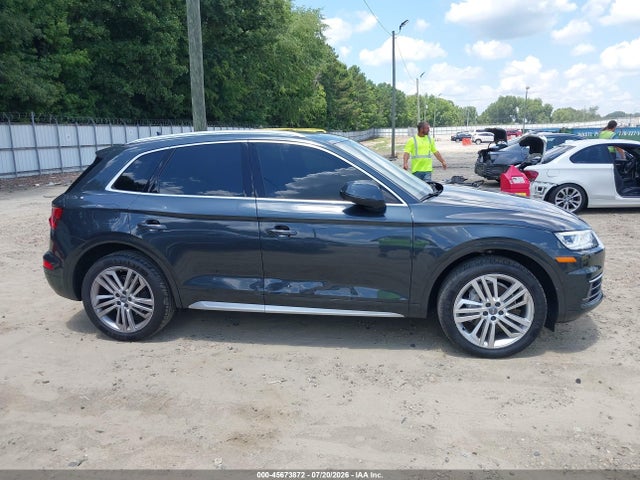Продаж на аукціоні авто 2018 Audi Q5 2.0t Premium/2.0t Tech Premium, vin: WA1BNAFY8J2112512, номер лоту: 45673872