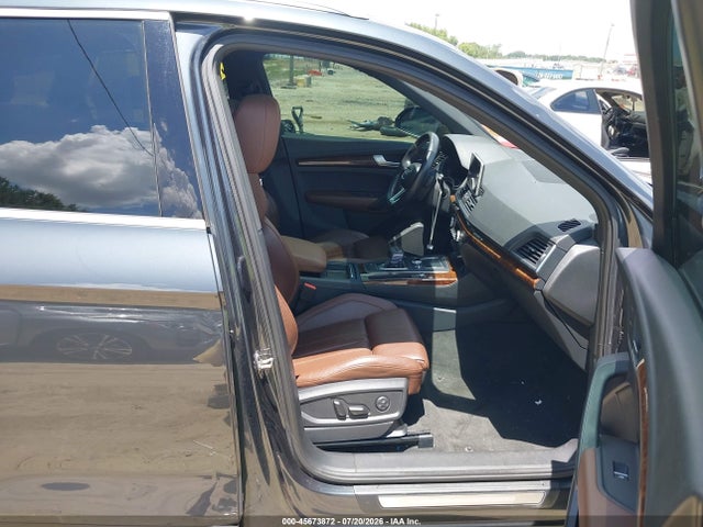 Продаж на аукціоні авто 2018 Audi Q5 2.0t Premium/2.0t Tech Premium, vin: WA1BNAFY8J2112512, номер лоту: 45673872