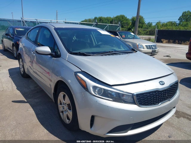 Продажа на аукционе авто 2018 Kia Forte Lx, vin: 3KPFK4A72JE226377, номер лота: 45673940