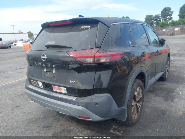 5N1BT3BA2NC683022 Nissan Rogue Sv Fwd
