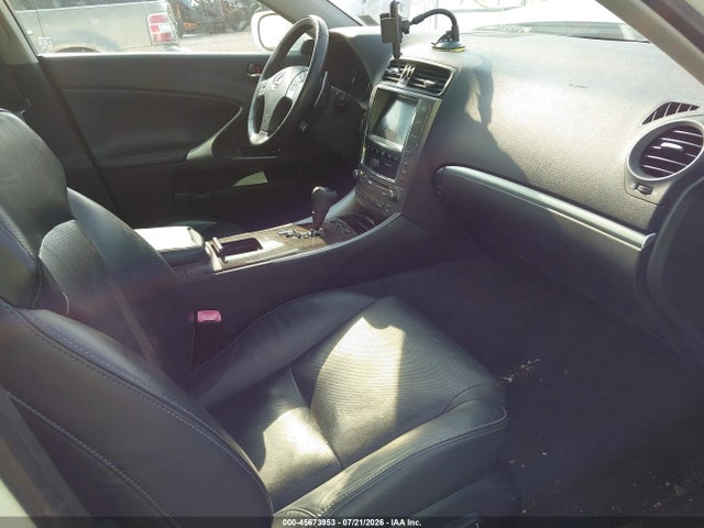 45673953 :رقم المزاد ، JTHCF5C2XC5058497 vin ، 2012 Lexus Is 250 مزاد بيع