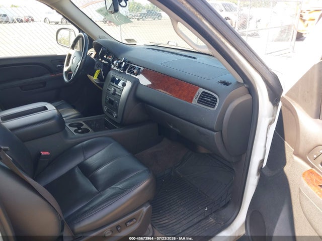 Продажа на аукционе авто 2011 Gmc Yukon Xl 1500 Slt, vin: 1GKS2KE3XBR118657, номер лота: 45673964