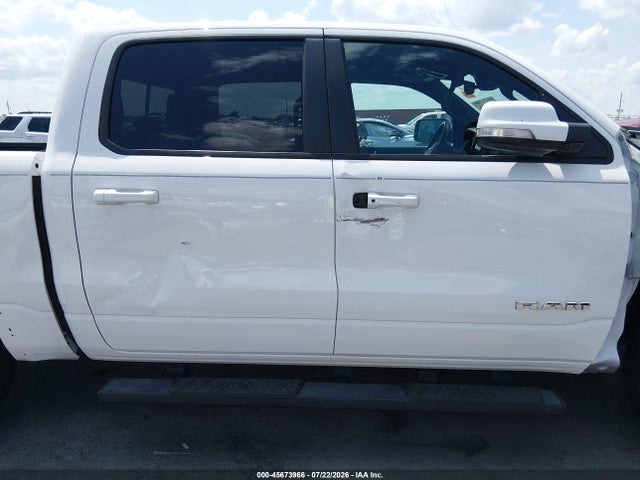 45673966 :رقم المزاد ، 1C6SRFJT6MN678973 vin ، 2021 Ram 1500 Laramie  4x4 5'7 Box مزاد بيع