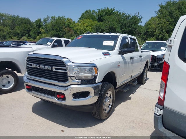 RAM 3500 Tradesman 2021 3C63R3CL3MG550389 Image 2