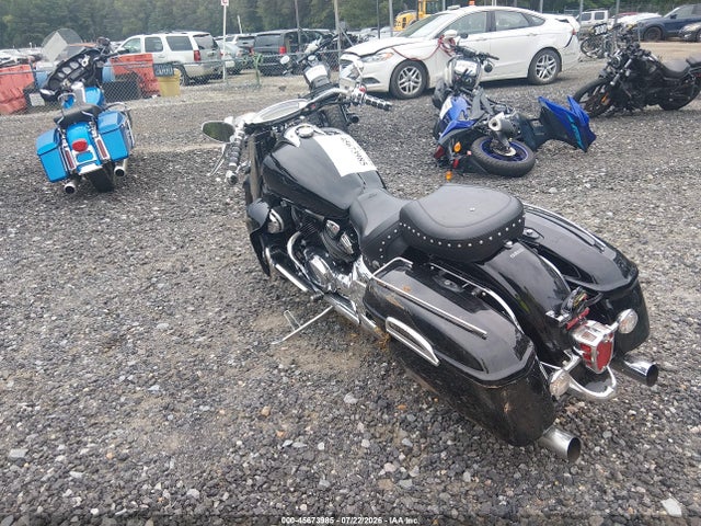 45673985 :رقم المزاد ، JYAVP18E16A003205 vin ، 2006 Yamaha Xvz13 Ct مزاد بيع