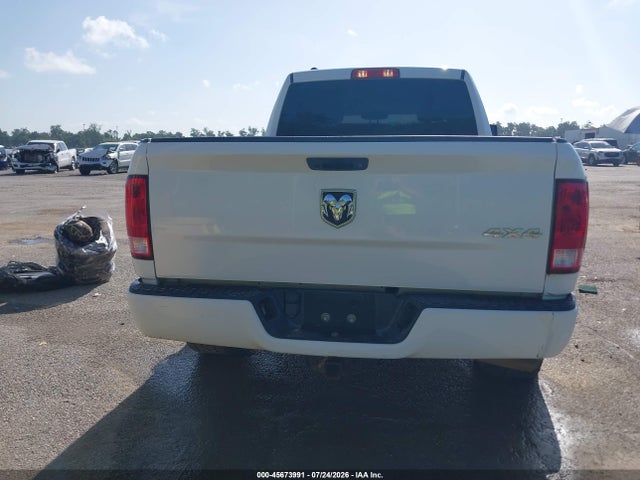 Aukcja sprzedaży 2018 Ram 1500 Express  4x4 6'4 Box, vin: 1C6RR7FG1JS302095, numer aukcji: 45673991