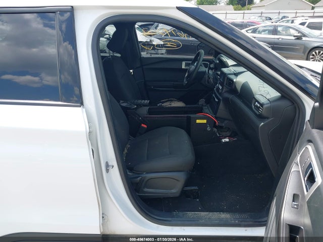 Ford Police Interceptor Utility 2022 1FM5K8AB7NGA91941 Image 5