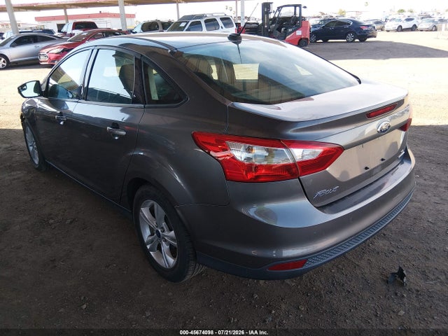 Ford FOCUS SE 2014 1FADP3F26EL105130 Image 3