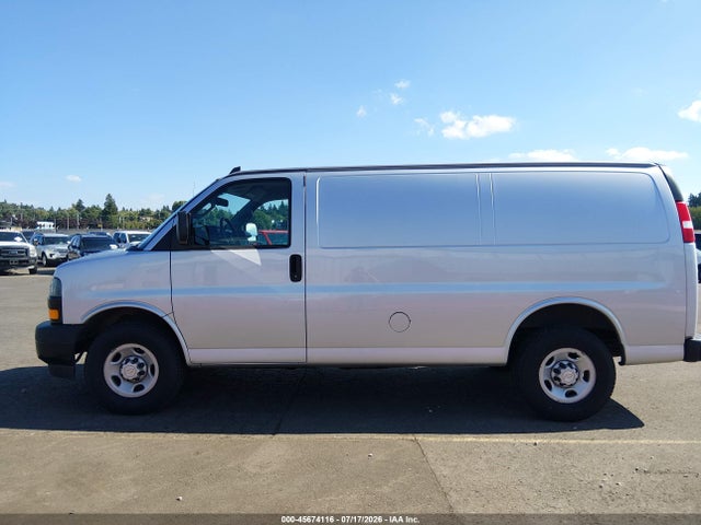 Chevrolet Express 2500 Work Van 2018 1GCWGAFG1J1277185 Image 16