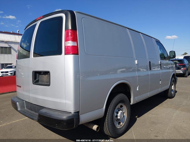 Chevrolet Express 2500 Work Van 2018 1GCWGAFG1J1277185 Image 4