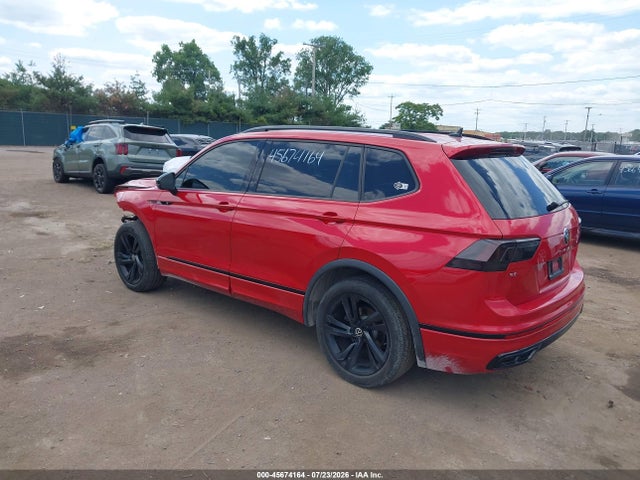 2024 Volkswagen Tiguan 2.0t Se R-line Black მანქანა იყიდება აუქციონზე, vin: 3VVCB7AX1RM046332, აუქციონის ნომერი: 45674164