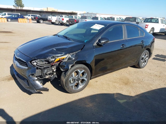 KIA Forte Lxs 2019 3KPF24AD9KE006421 Image 2