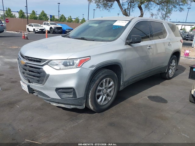 Chevrolet Traverse Ls 2019 1GNERFKW6KJ167015 Image 2