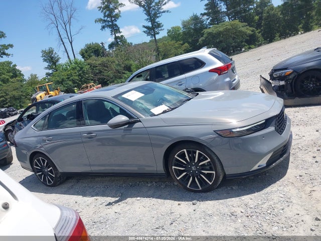 Auction sale of the 2024 Honda Accord Hybrid Touring, vin: 1HGCY2F8XRA065946, lot number: 45674214