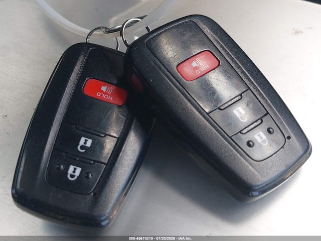 JTDKAMFU7N3156923 Toyota Prius Le