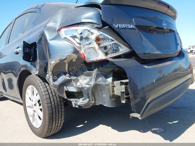 3N1CN7AP7FL802966 Nissan Versa 1.6 Sv