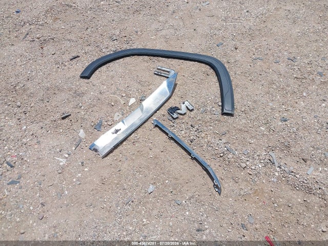 2022 Gmc Sierra 1500 4wd  Short Box At4 მანქანა იყიდება აუქციონზე, vin: 1GTPUEEL7NZ553007, აუქციონის ნომერი: 45674281
