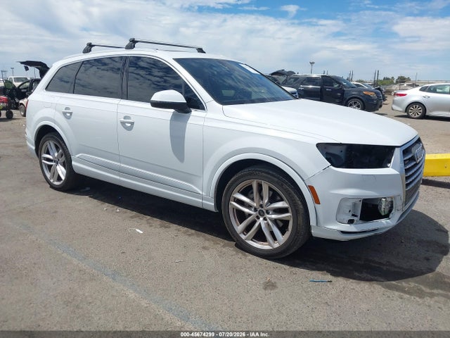 Продаж на аукціоні авто 2018 Audi Q7 3.0t Premium, vin: WA1VAAF73JD054250, номер лоту: 45674299